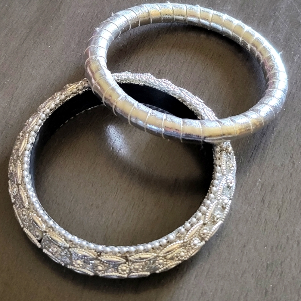 5/$13 Set of Bracelets